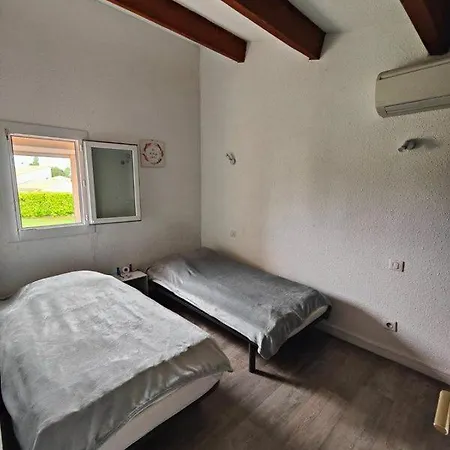 Appartement Les Coralines - Jolie De - Piscine - Wifi - Clim Saint-Cyprien (Pyrenees-Orientales)